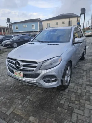 Mercedes-Benz GLE-Class 2016 Silver