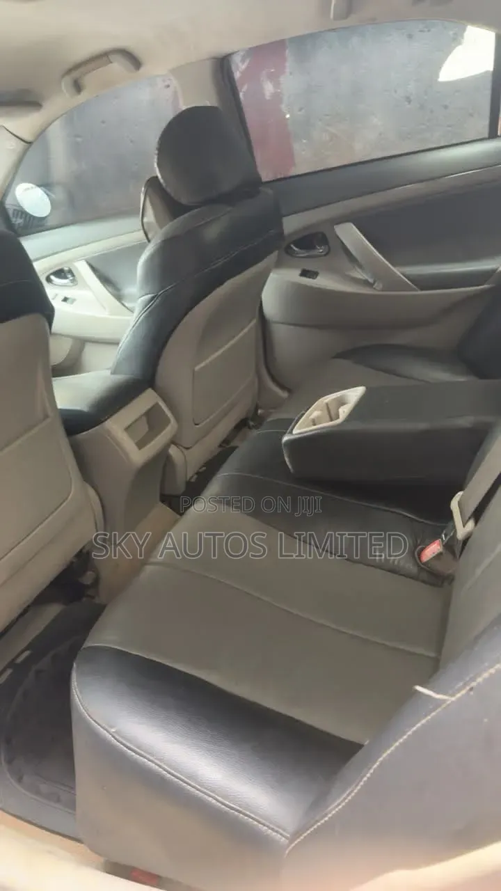 Toyota Camry 2008 Gray