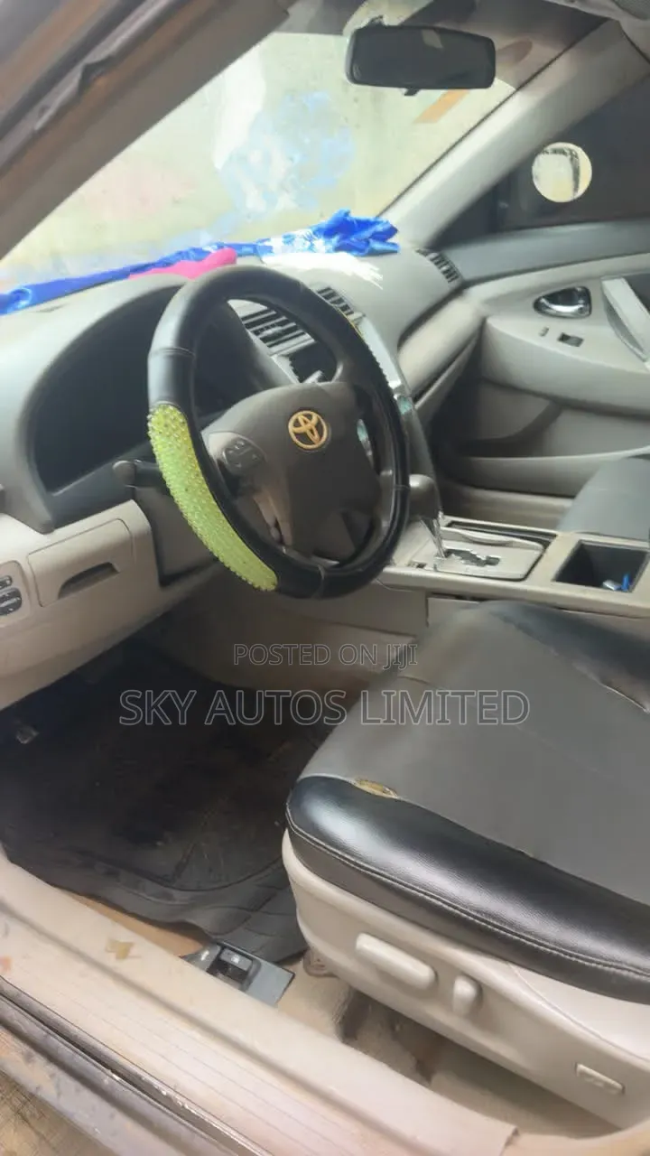 Toyota Camry 2008 Gray