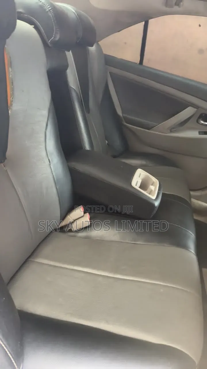 Toyota Camry 2008 Gray