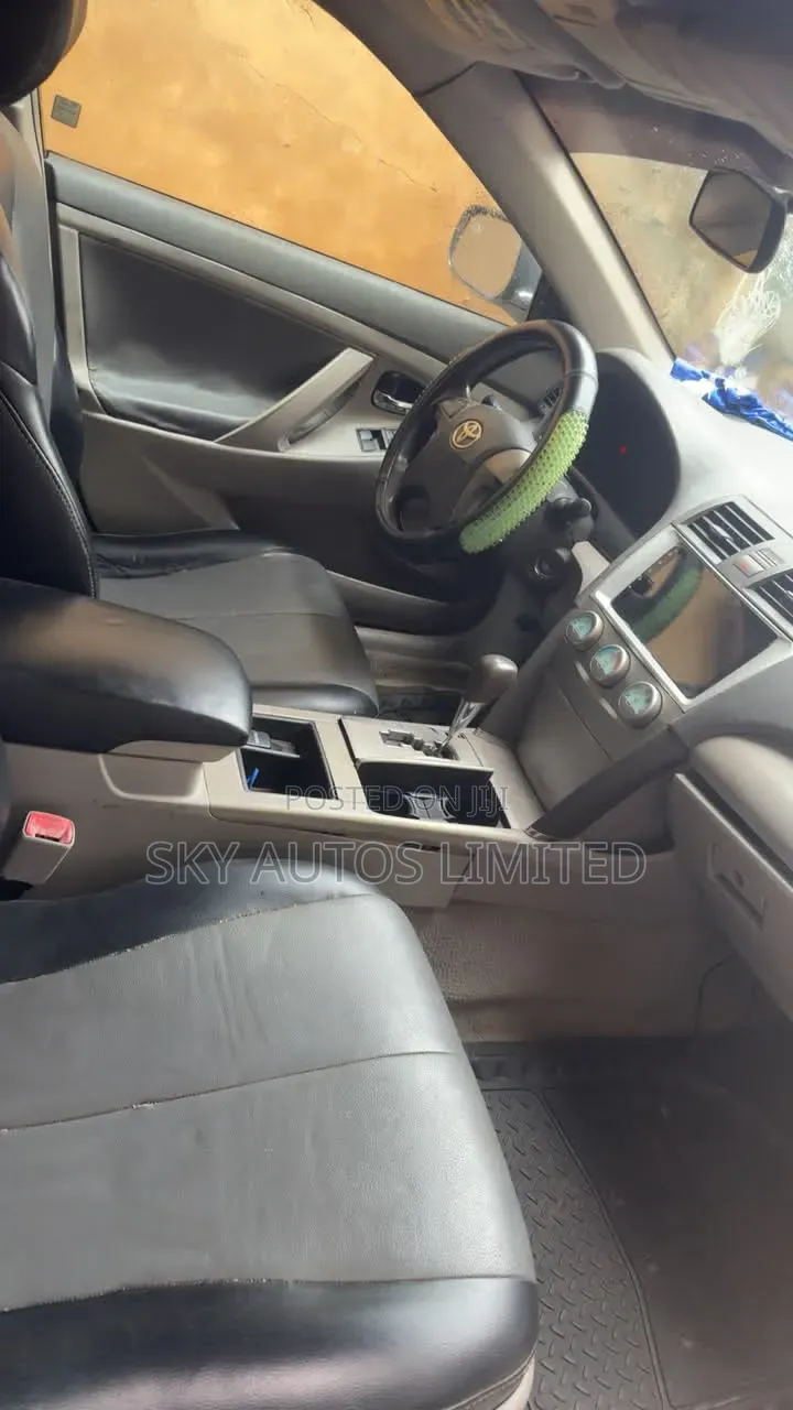 Toyota Camry 2008 Gray