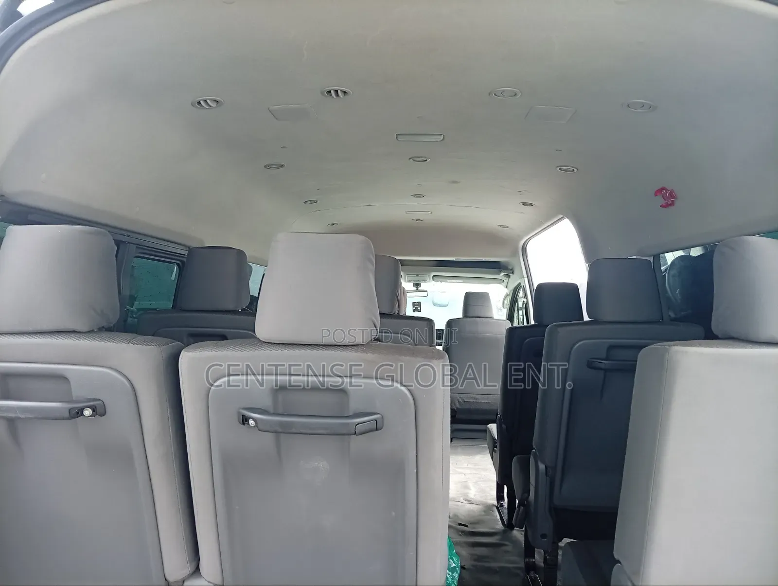 Toyota HiAce 2021 White