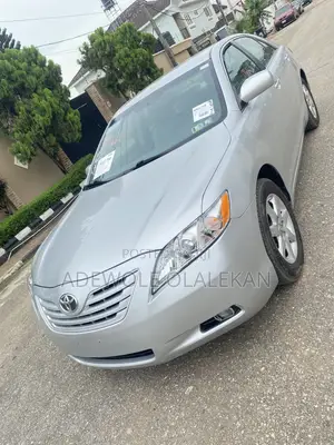 Toyota Camry LE 4dr Sedan (2.4L 4cyl 5A) 2009 Silver