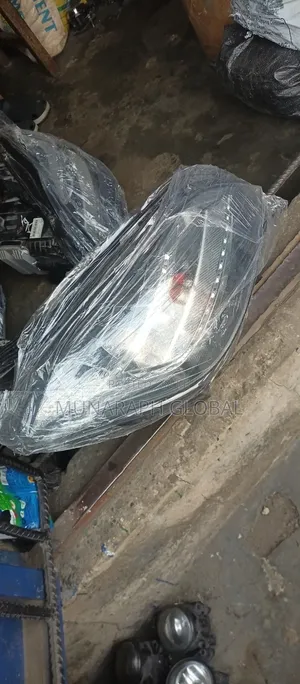 Mercedes Benz CLS 550 2013 Model Headlight.