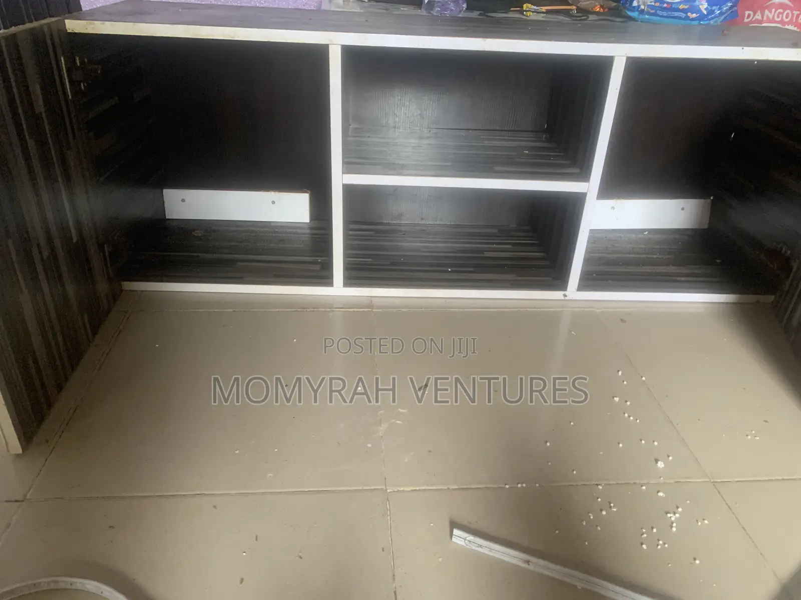 Kitchen Cabinet
