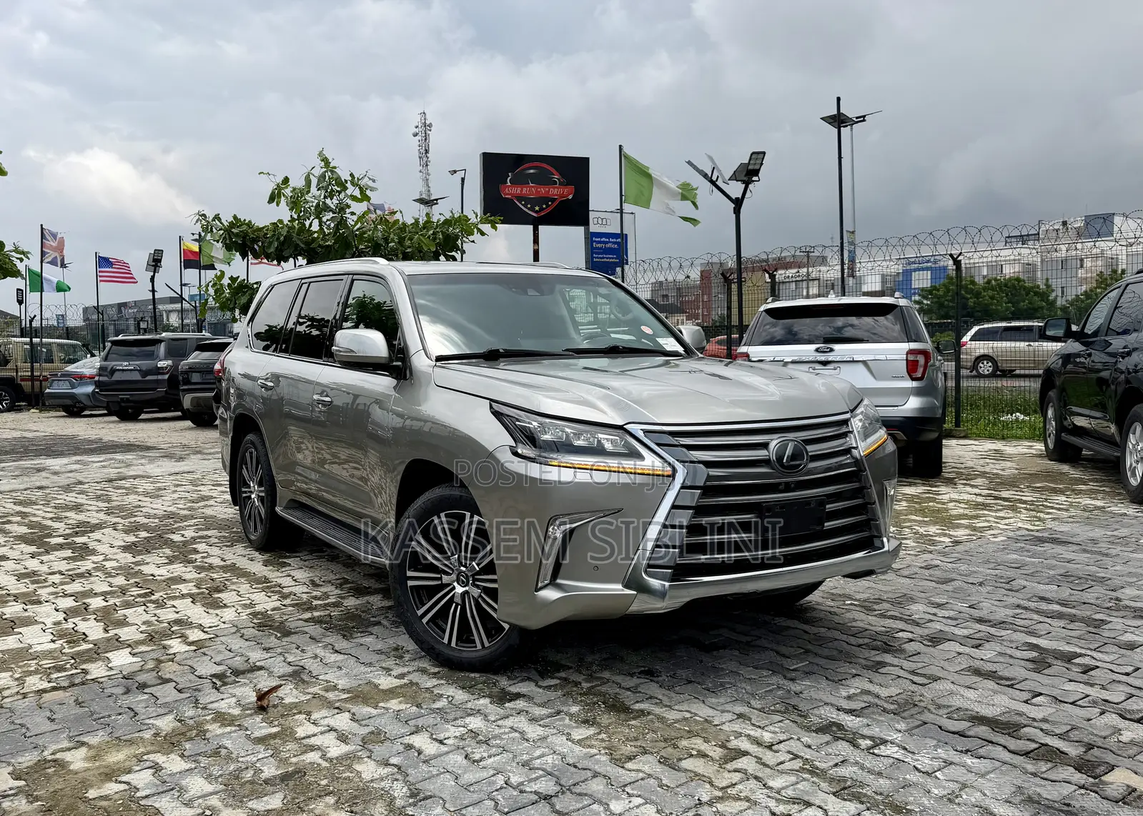 Lexus LX 2019 Gray