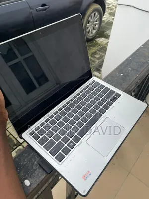 Laptop HP Elite X2 1012 G2 8GB Intel Core i5 HDD+SSD 256GB