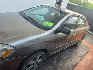 Toyota Corolla 2004 Gold