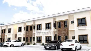 2bdrm Apartment in Becroft Court, Tin Can for sale