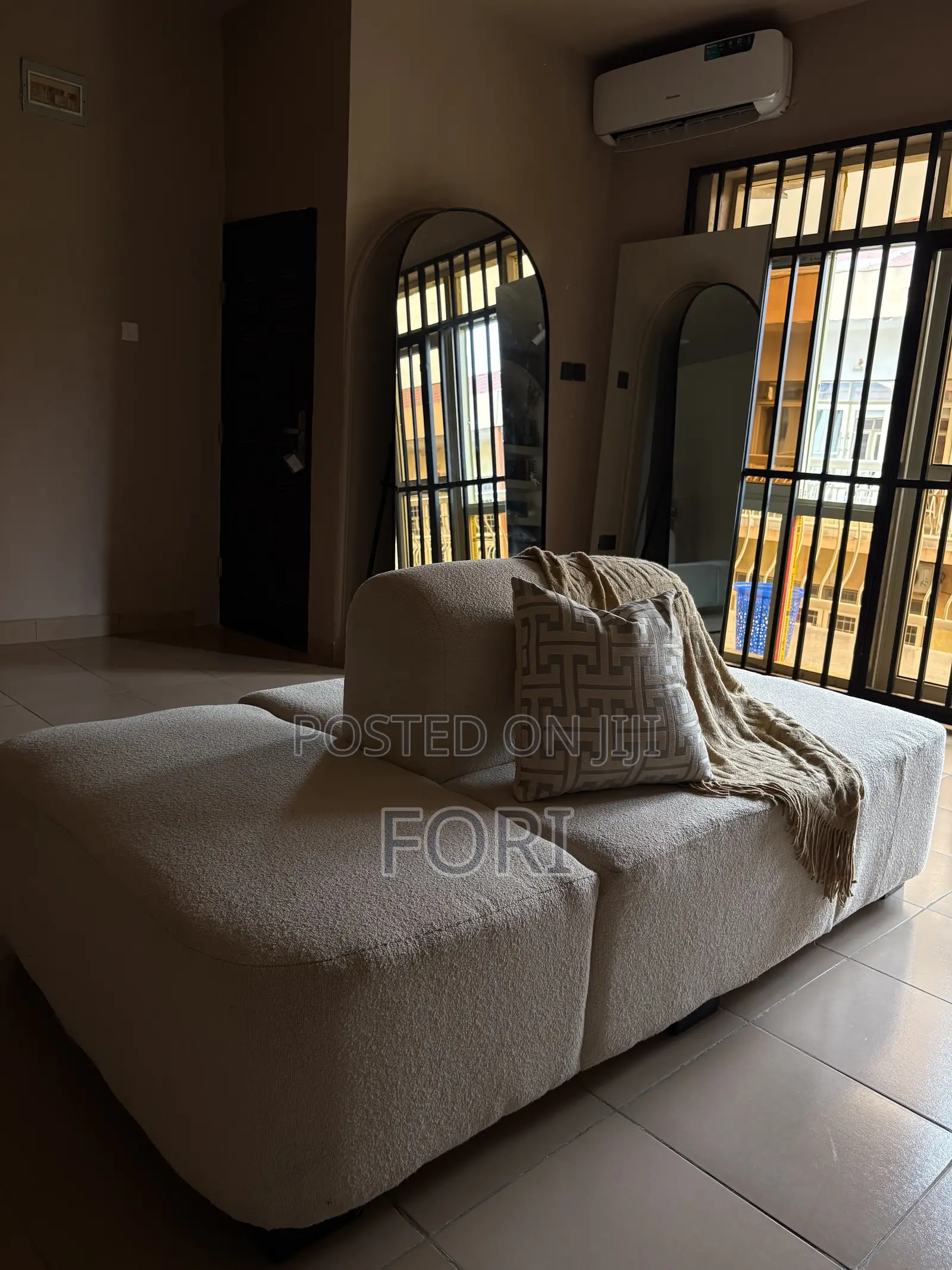 Minimalist Section Sofa