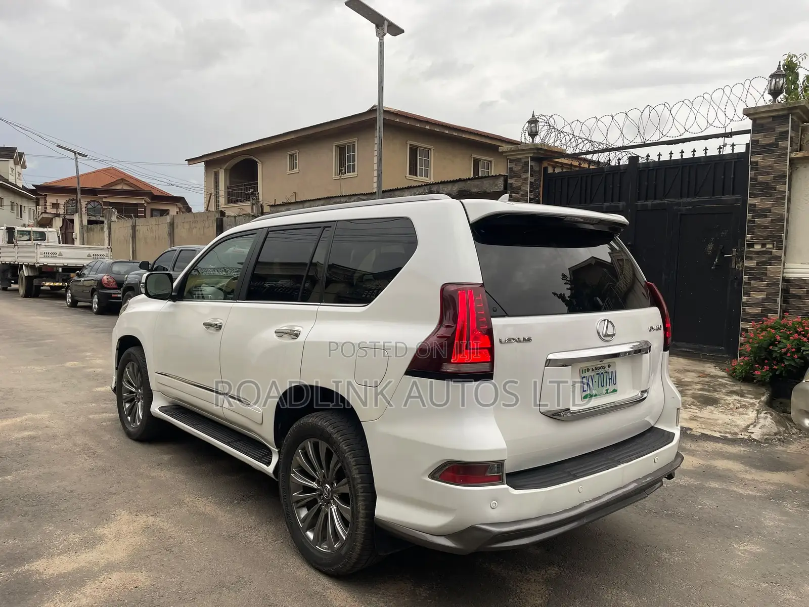 Lexus GX 460 Premium 2013 White