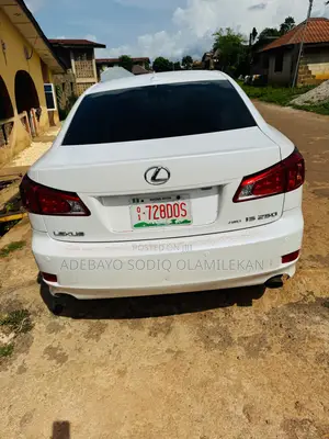 Lexus IS 250 AWD Automatic 2010 White