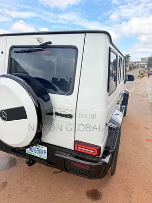 Mercedes-Benz G-Class 2005 White