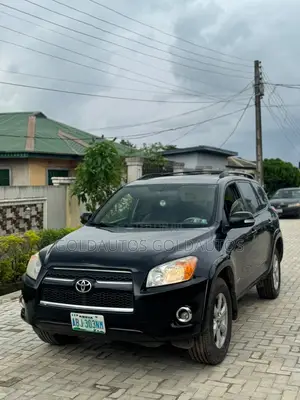 Toyota RAV4 2010 Black
