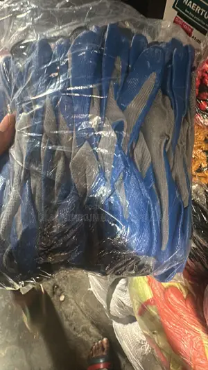 Hand Glove