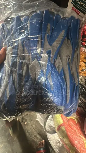 Hand Glove