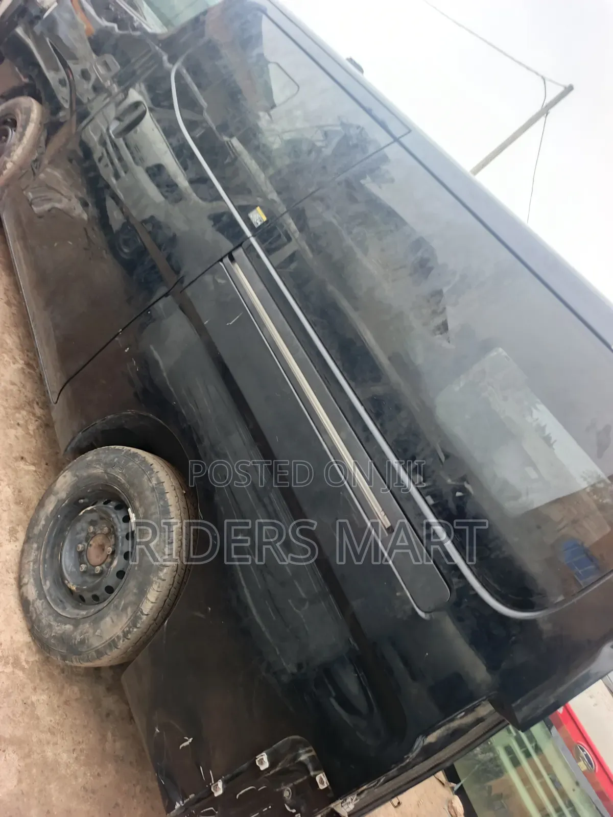 Nissan Caravan (Urvan) 2021 White
