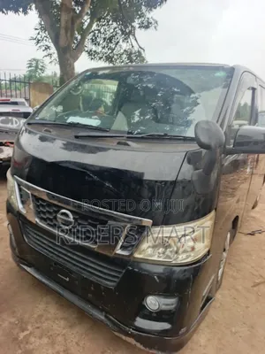 Nissan Caravan (Urvan) 2021 White