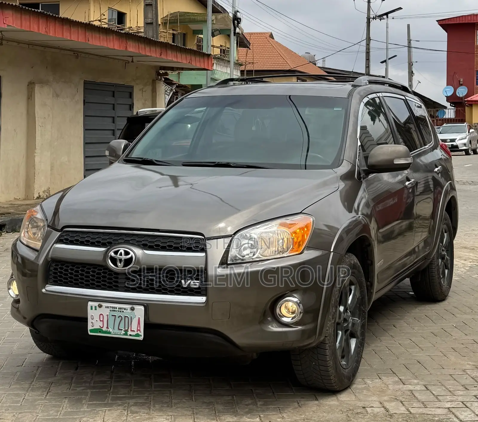 Toyota RAV4 2011 Brown