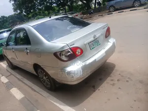 Toyota Corolla 2004 Silver