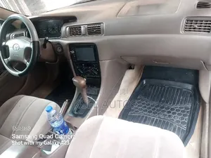 Toyota Camry 2002 Silver