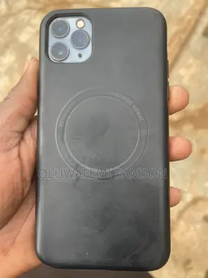 Apple iPhone 11 Pro Max 64 GB