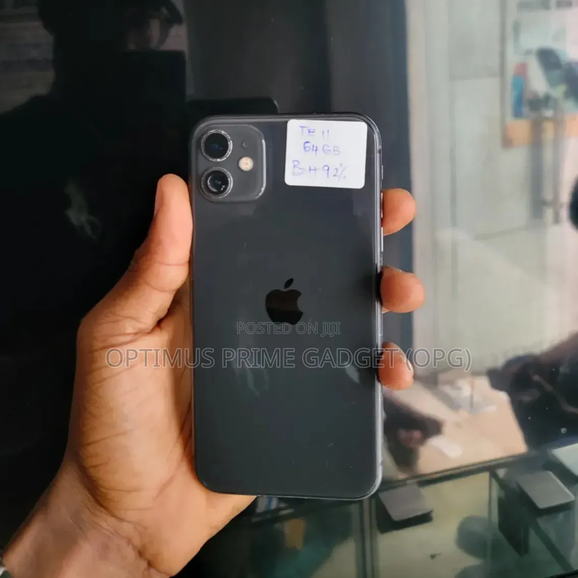 Apple iPhone 11 64 GB Black