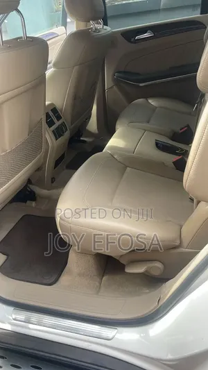 Mercedes-Benz GL-Class GL450 4MATIC 4dr SUV AWD (4.7L 8cyl Turbo 7A)