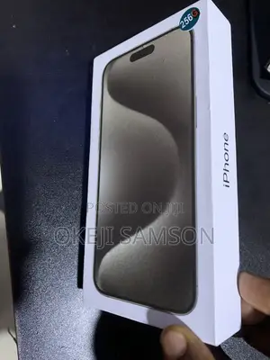 Apple iPhone 15 Pro Max 256 GB Silver