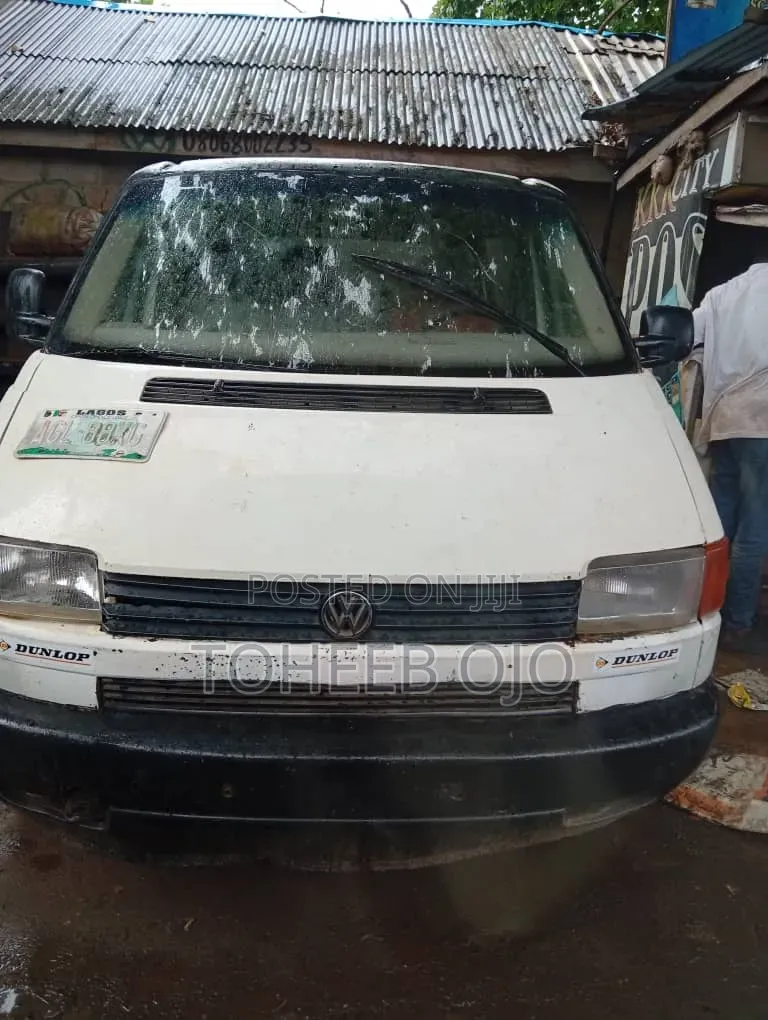 Volkswagen Transporter 1999 White