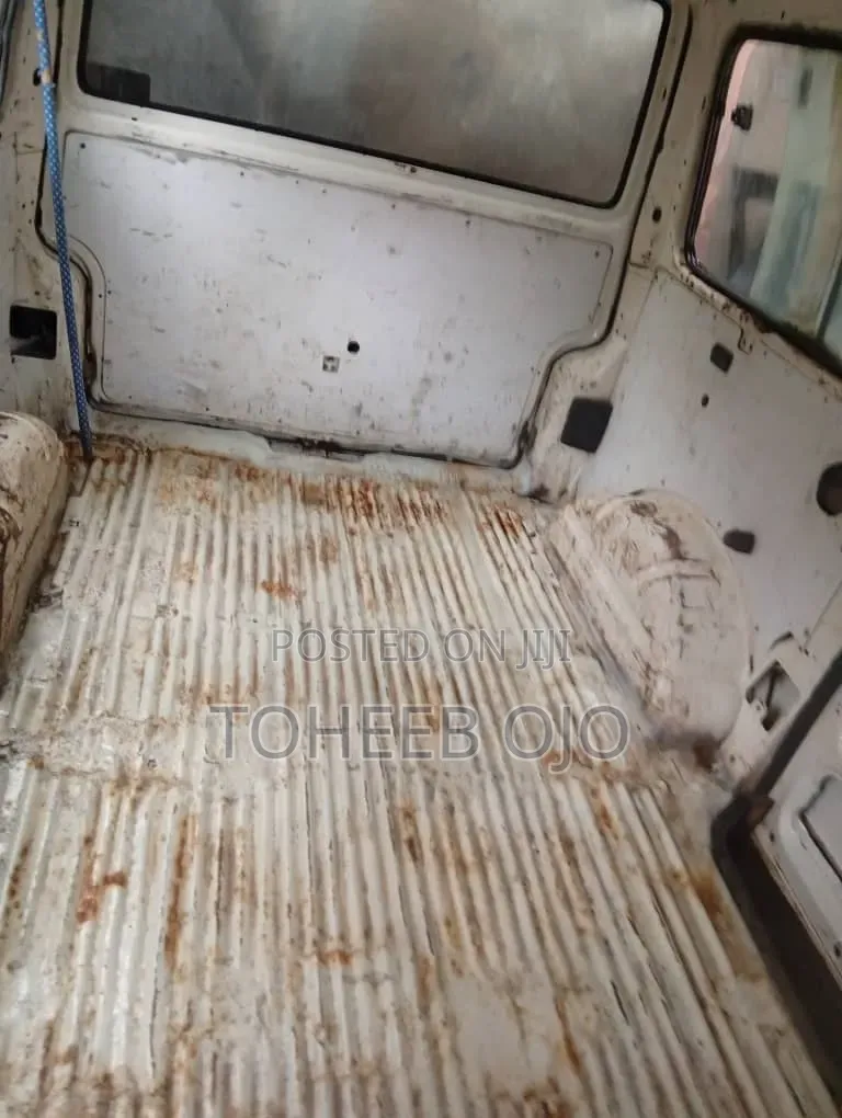 Volkswagen Transporter 1999 White