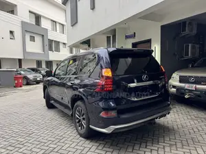 Lexus GX 460 Luxury 2018 Blue