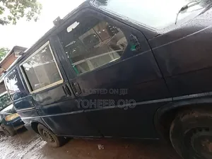 Volkswagen Transporter 1999 Grey