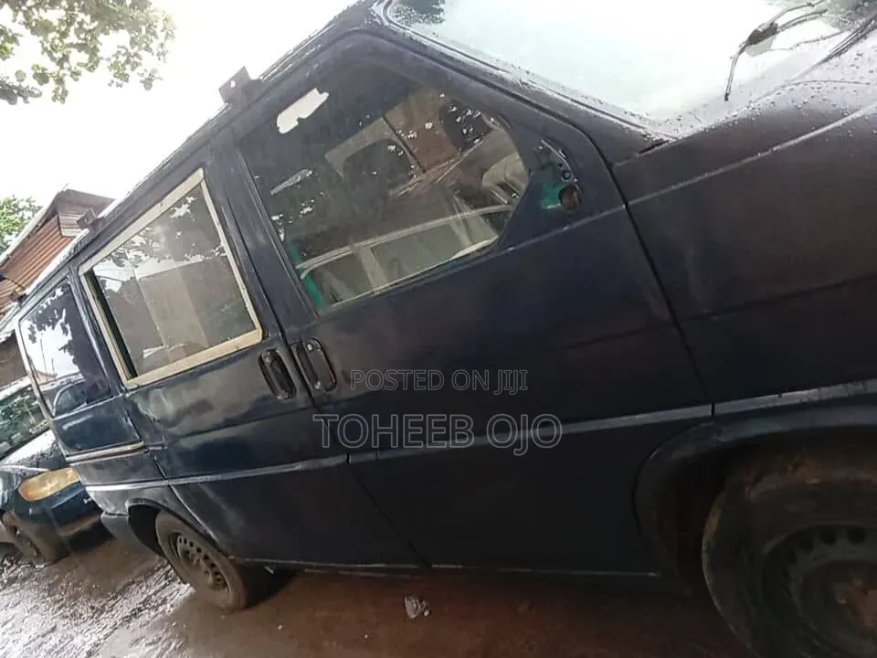 Volkswagen Transporter 1999 Grey