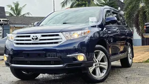 Toyota Highlander Limited 3.5l 4WD 2013 Blue