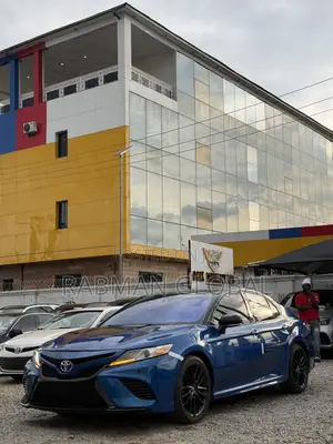 Toyota Camry XSE FWD 2020 Blue