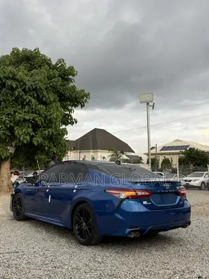 Toyota Camry XSE FWD 2020 Blue