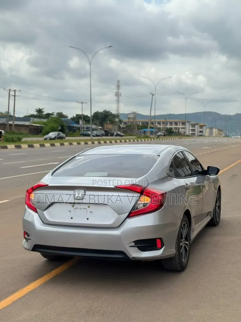 Honda Civic 2017 Silver