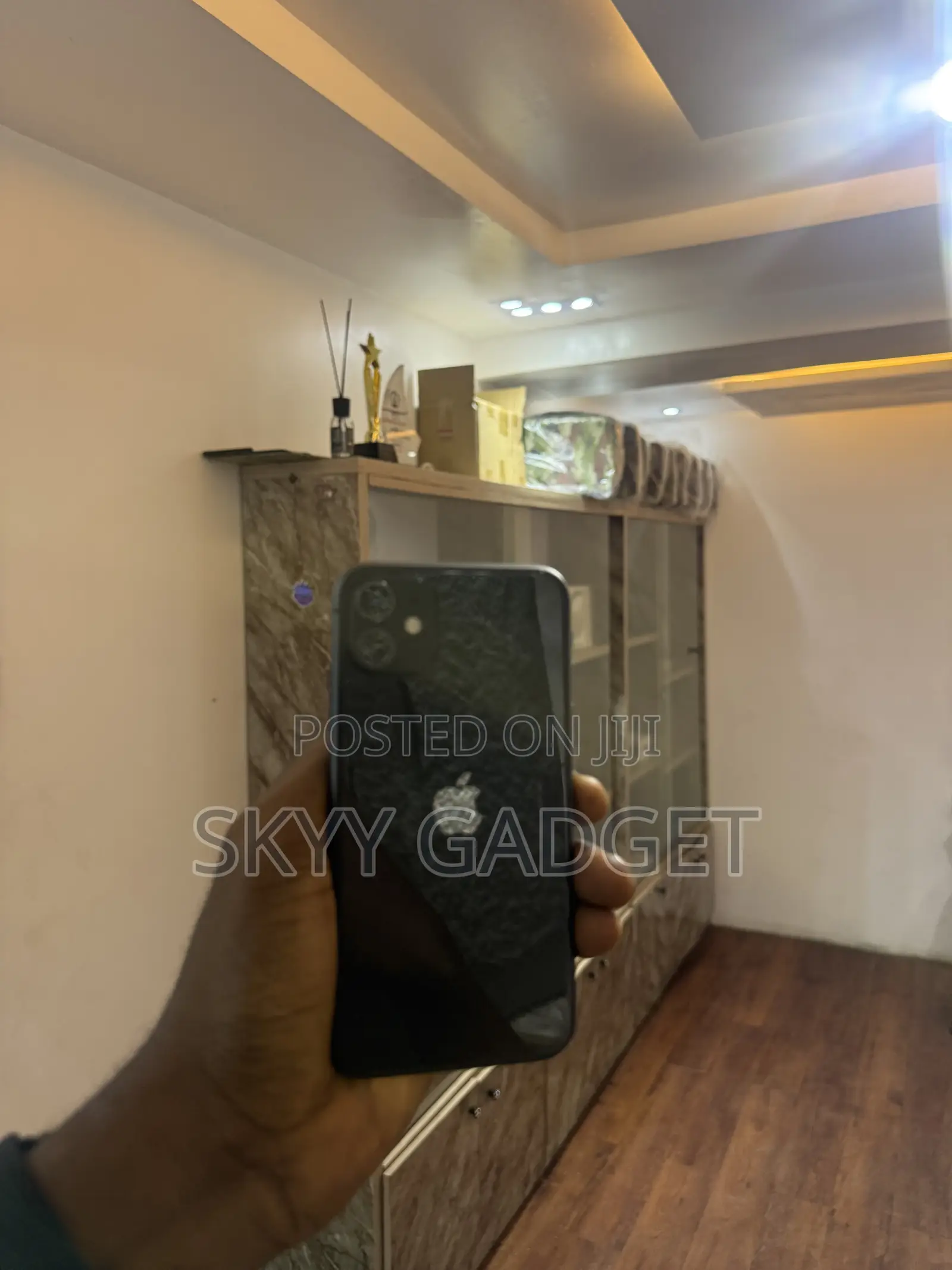 Apple iPhone 11 64 GB Black