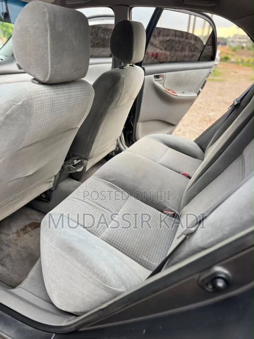Toyota Corolla 2007 Gray