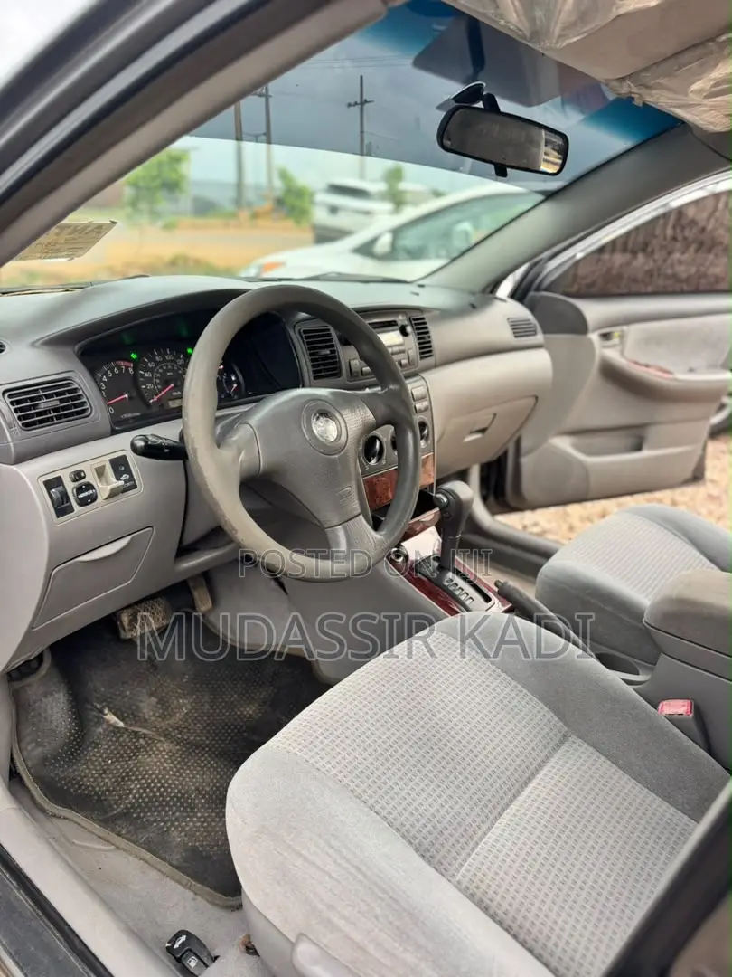 Toyota Corolla 2007 Gray