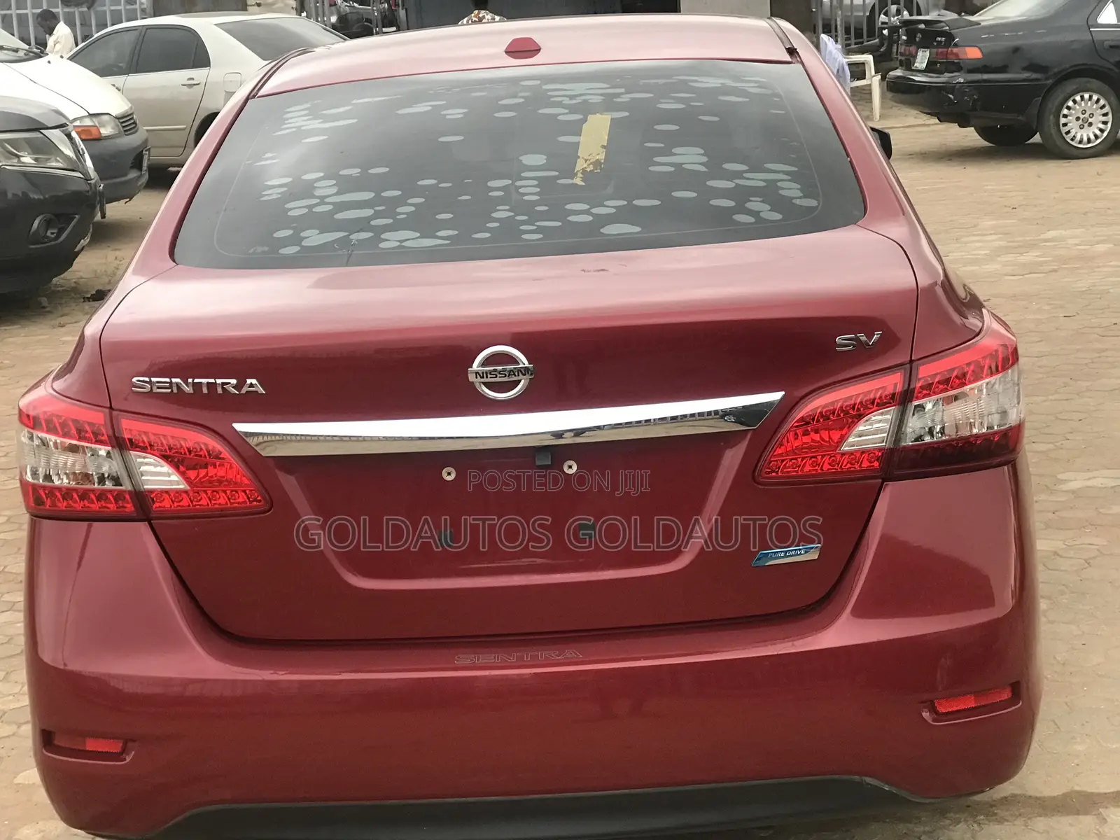 Nissan Sentra 2013 Red
