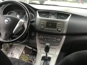 Nissan Sentra 2013 Red