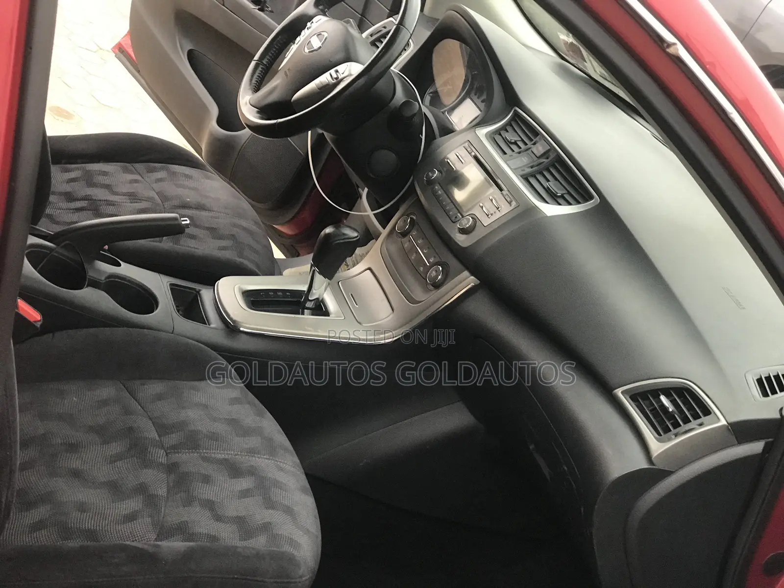 Nissan Sentra 2013 Red