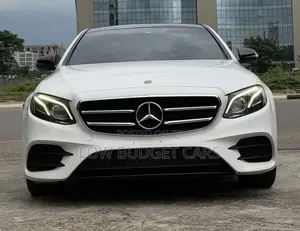 Mercedes-Benz E400 2019 White