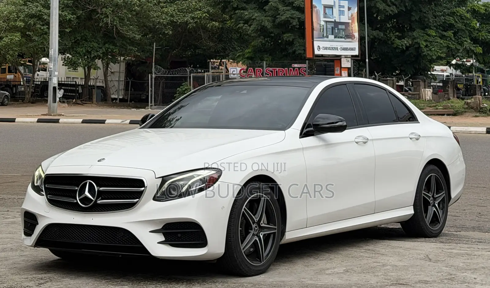 Mercedes-Benz E400 2019 White