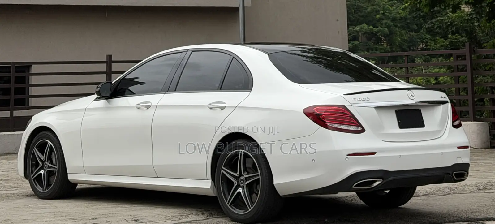 Mercedes-Benz E400 2019 White