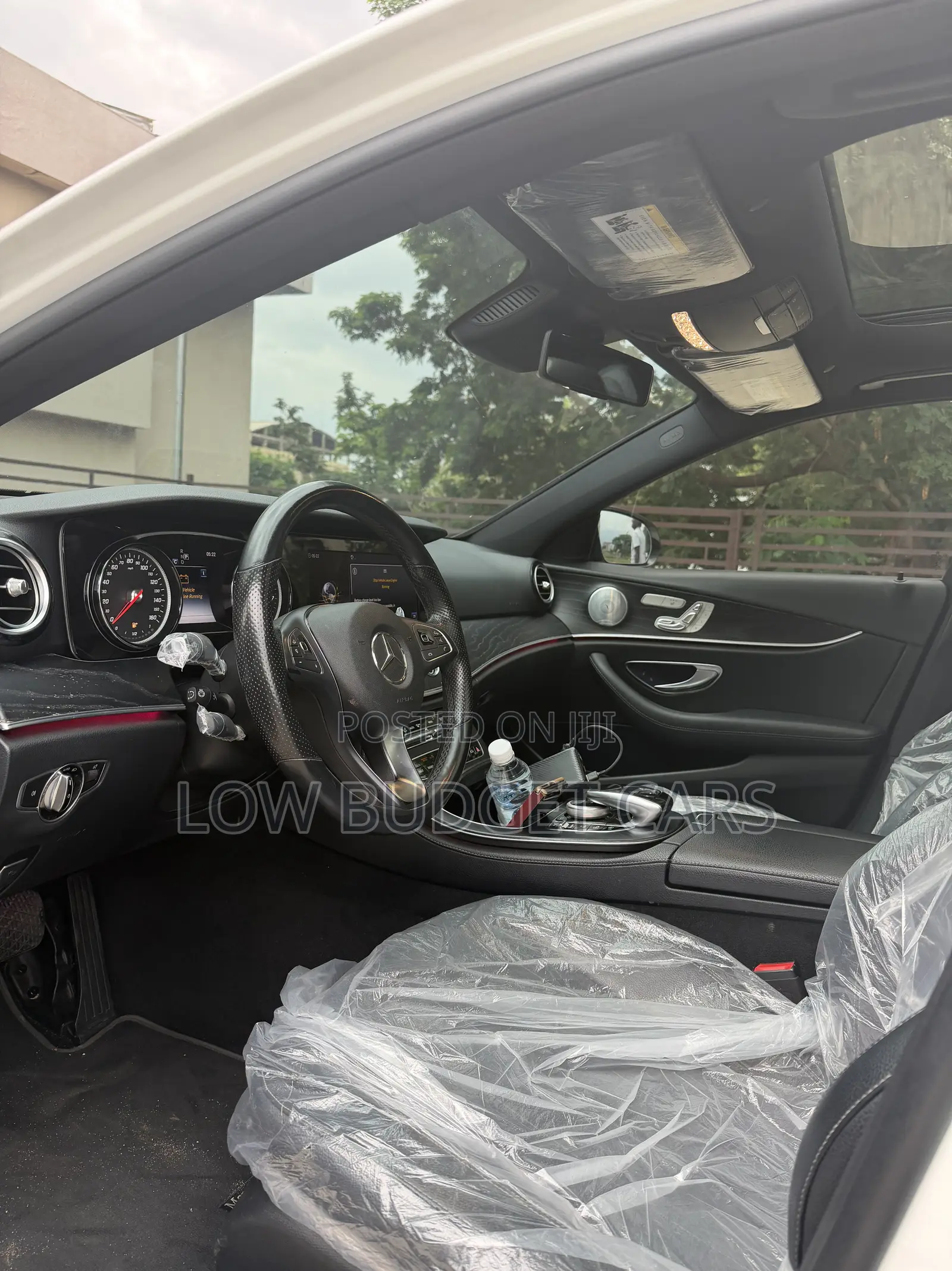 Mercedes-Benz E400 2019 White