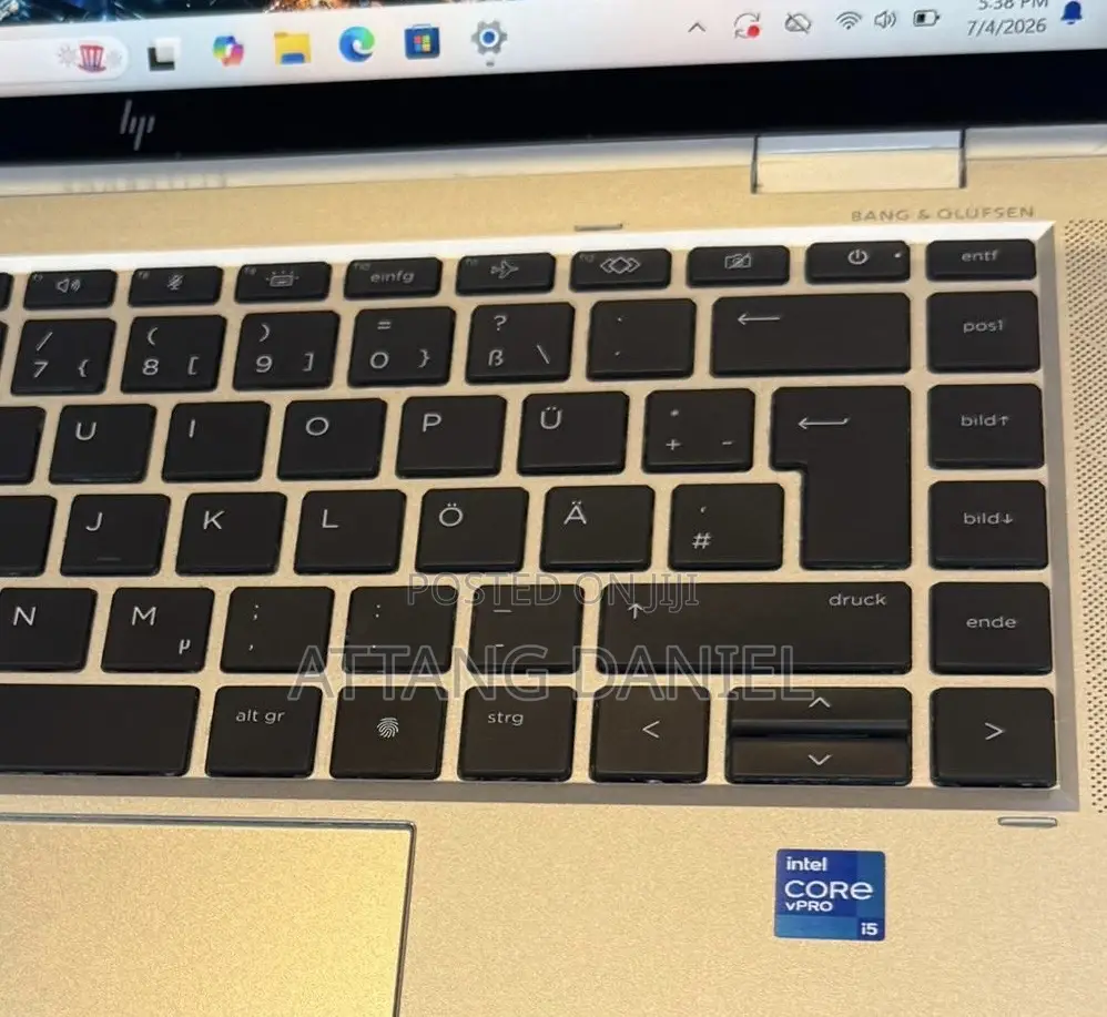 Laptop HP EliteBook 1040 G8 16GB Intel Core i5 SSD 512GB