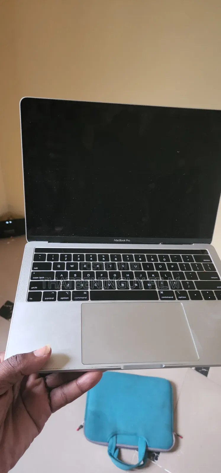 Laptop Apple MacBook Pro 2019 16GB Intel Core i7 HDD+SSD 512GB